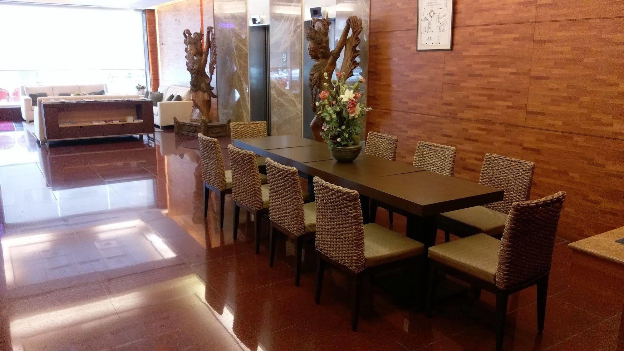 The Premier Hotel Tainan Eksteriør billede