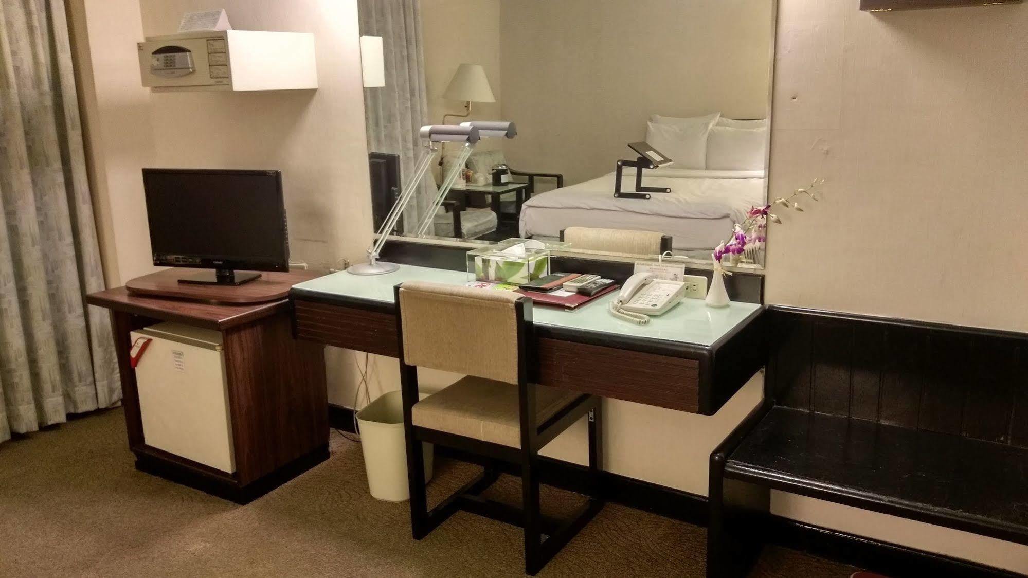 The Premier Hotel Tainan Eksteriør billede